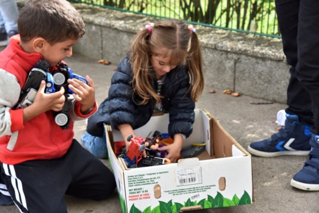 11998873_880511275358149_2862436869510169398_n